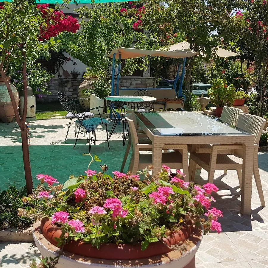 Sezgin Boutique Hotel Кушадасы 2*,  Турция