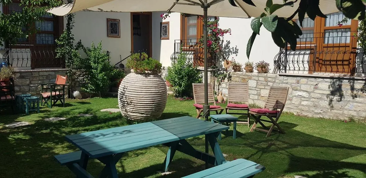 Sezgin Boutique Hotel Кушадасы